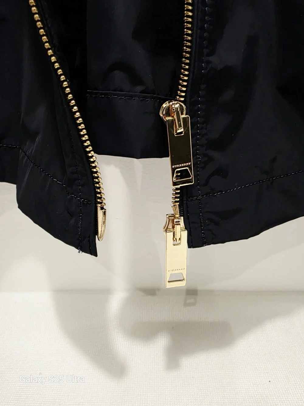 Burberry Navy Lightweight Zip-Up Jacket with Check Lining